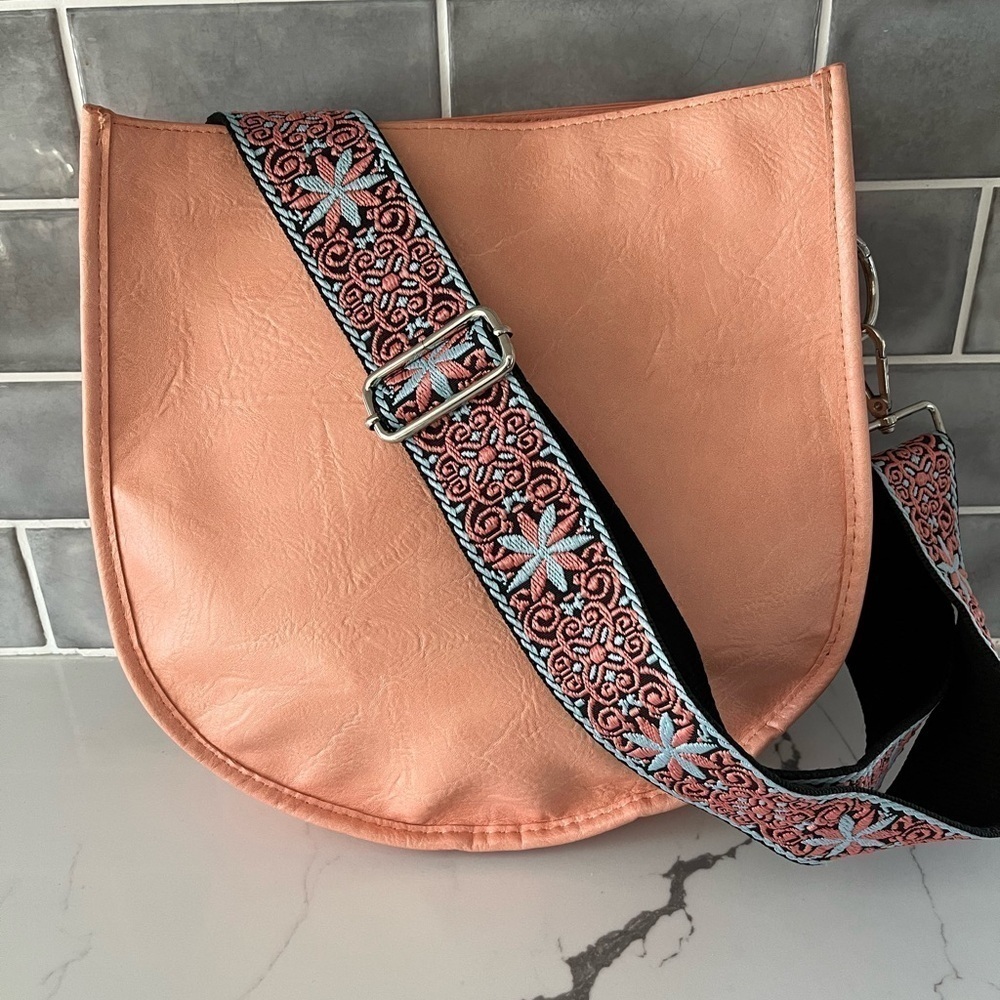 Ah Dorned Double-Entry U-Shaped Messenger Adjustable Strap Soft Peach Boho